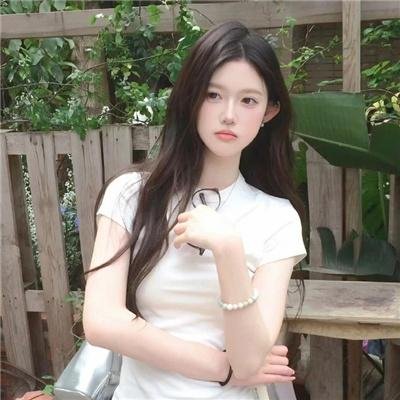 这个少侠有点冷